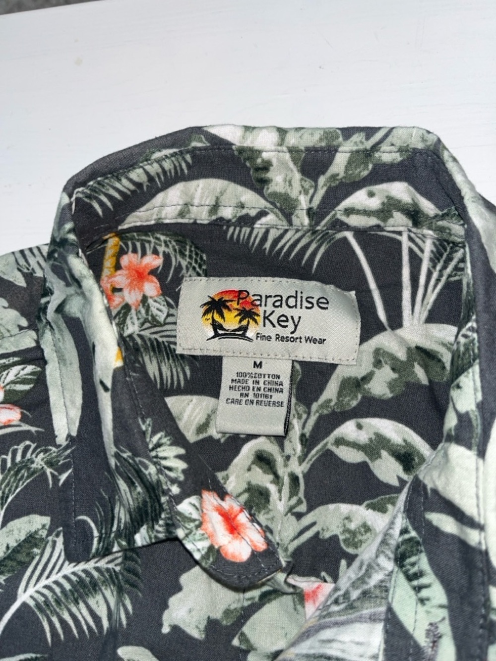Men's Black Tropical Print Short-Sleeve Shirt size size medium all cotton - Picture 4 of 7